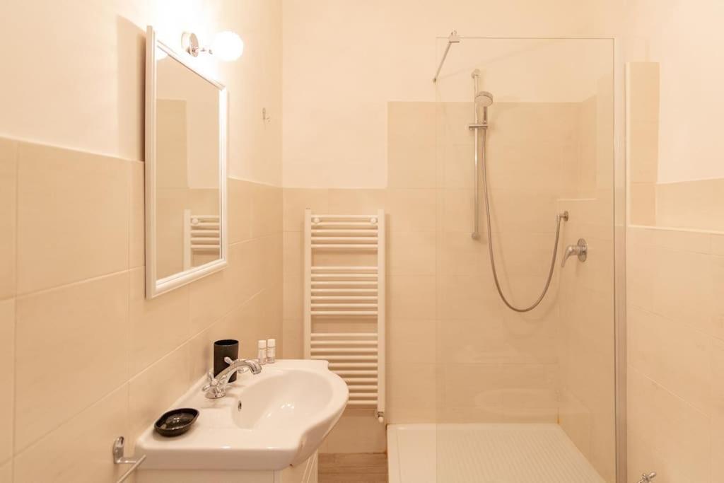 Beautiful Apartment In Quite Area Florencie Exteriér fotografie